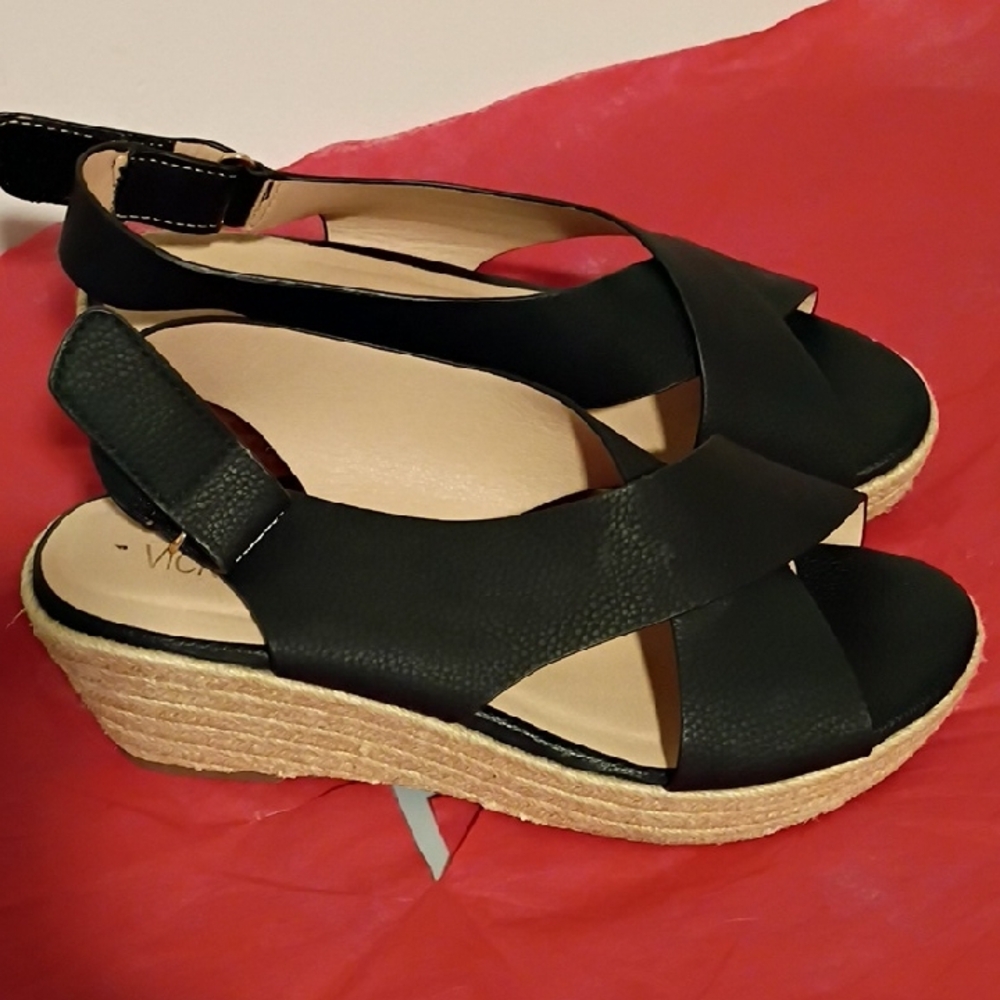 Elegant Black Espadrille Wedges